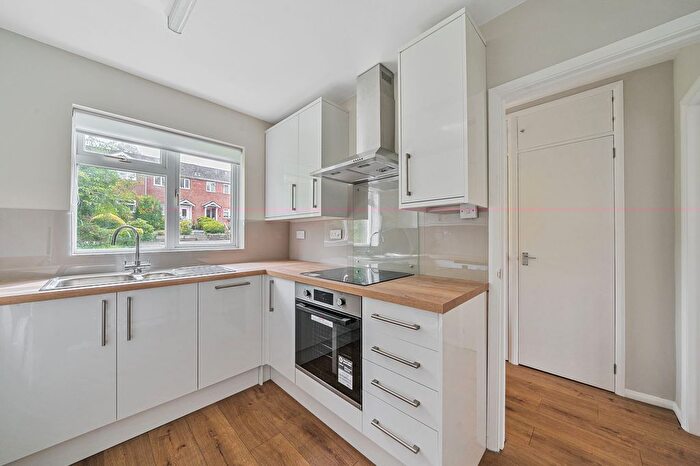 2 Bedroom End Of Terrace House To Rent In Valley Close, Colden Common, SO21