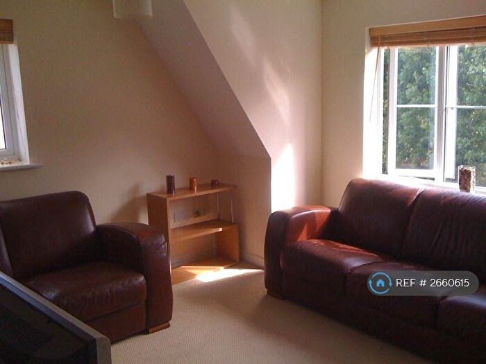 2 Bedroom Flat To Rent In Sullivan Close, Canterbury, CT1
