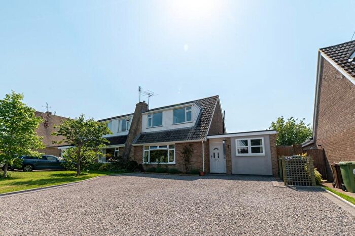 5 Bedroom Semi-Detached House For Sale In The Lawns, Gotherington, Cheltenham, GL52
