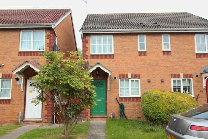 2 Bedroom Semi-Detached House To Rent In Bullfinch Road, Nottingham, NG6