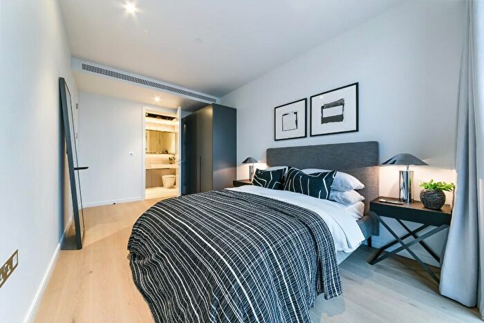 1 Bedroom Apartment To Rent In George Street, London, E14