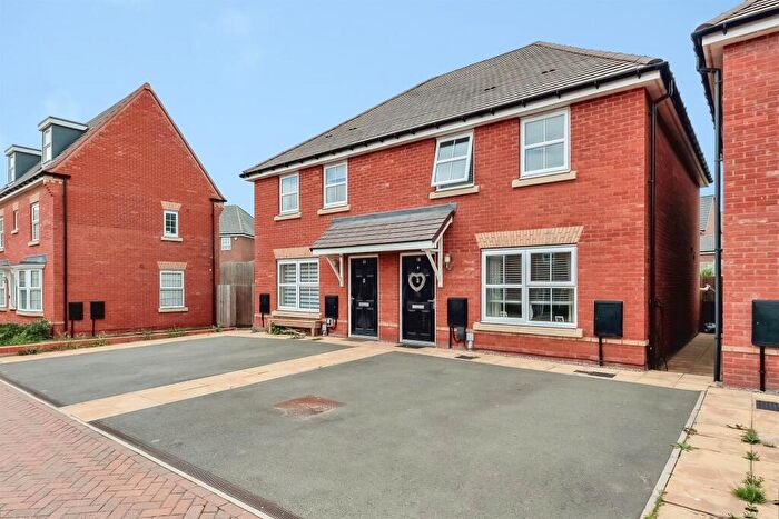 3 Bedroom Semi-Detached House For Sale In Bugbrooke Lane, Barton Seagrave, Kettering, NN15