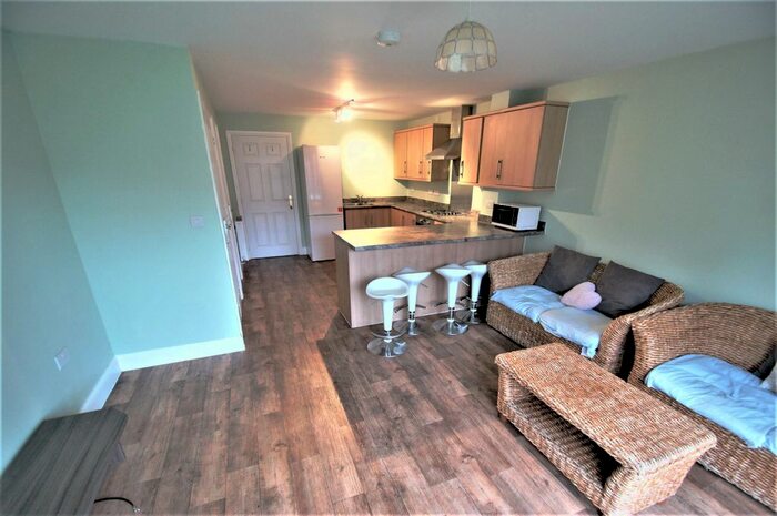 4 Bedroom Semi Detached House To Rent In Gibraltar Close, Coventry, CV3