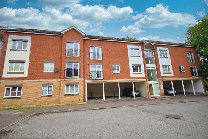 3 Bedroom Duplex For Sale In Isabelle Court, Kettering, NN16