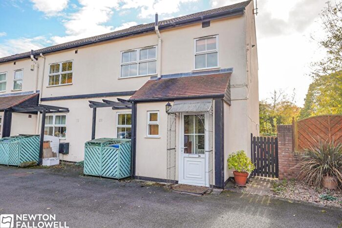 2 Bedroom Flat To Rent In Hannams Cottages, Retford, DN22