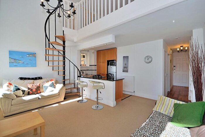 1 Bedroom Apartment To Rent In Kings Street - One Bed Apartment, CH1