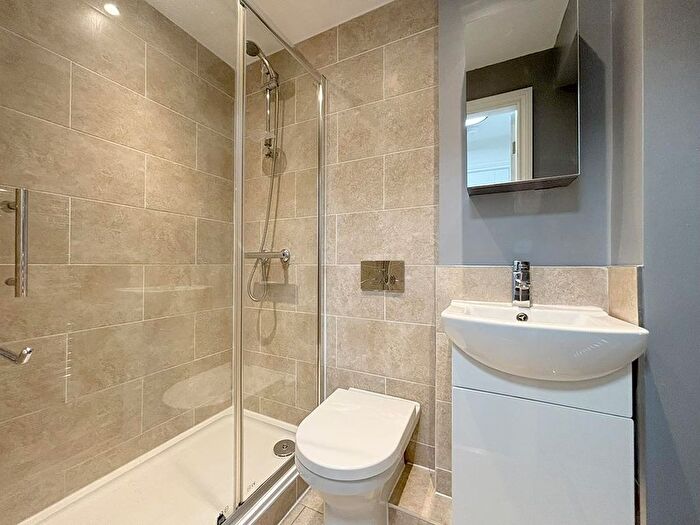 1 Bedroom Flat To Rent In East Parade, Harrogate, HG1