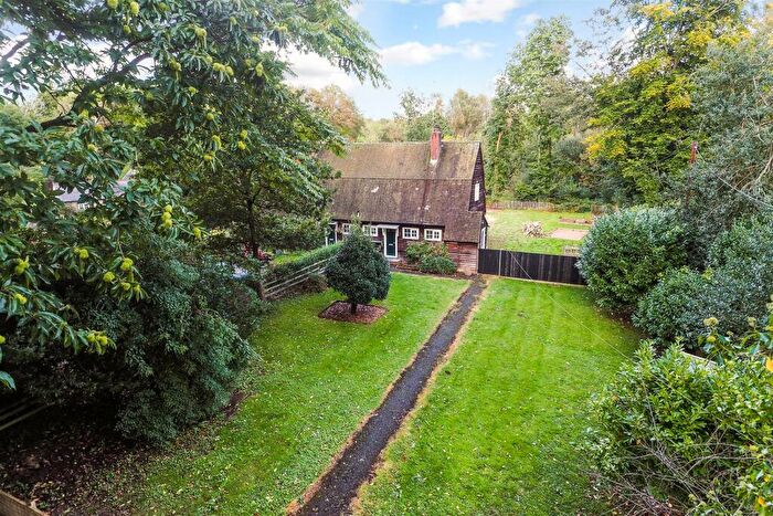 2 Bedroom House For Sale In Shellbridge Road, Slindon Common, BN18