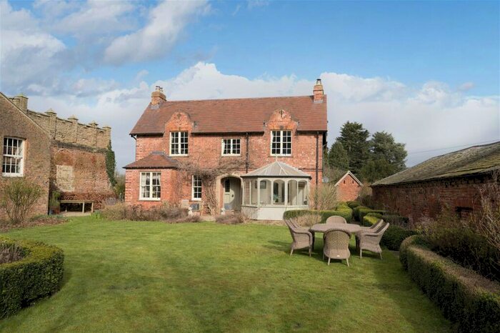 5 Bedroom Detached House For Sale In Allerton Park, Knaresborough, HG5