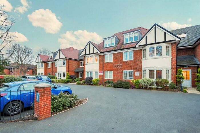 2 Bedroom Retirement Property For Sale In Hudson Lodge, Cheam, Sutton, SM1