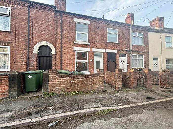 3 Bedroom Property To Rent In Ray Street, Heanor, DE75
