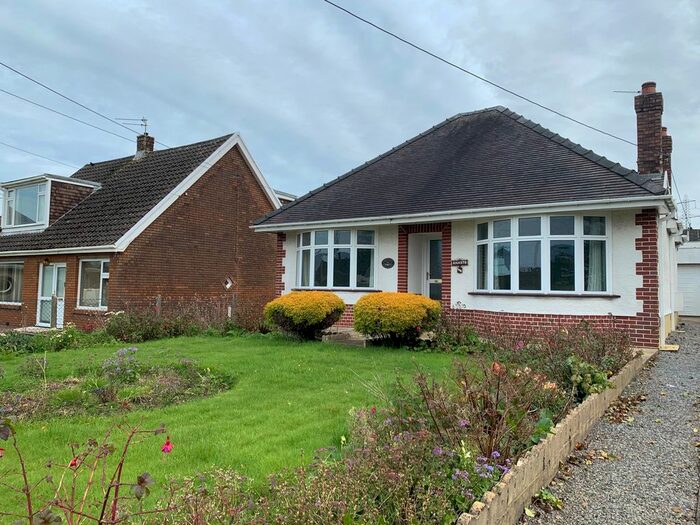 3 Bedroom Bungalow To Rent In Glynhir Road, Pontardulais, SA4