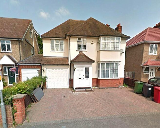 5 Bedroom House To Rent In Upton Road, Slough, SL1