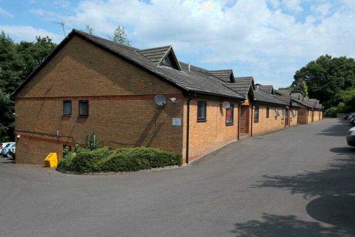 1 Bedroom Flat To Rent In South East Road, Sholing, SO19