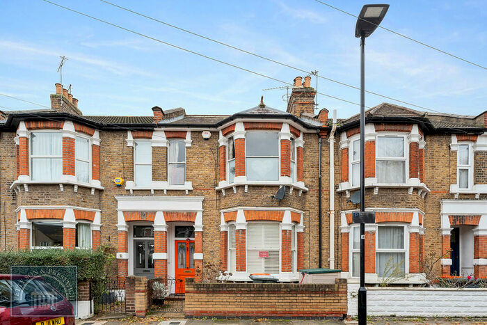 3 Bedroom Terraced House To Rent In Sidney Road, Forest Gate, E7