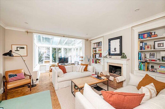 2 Bedroom Terraced House To Rent In Markham Street, Chelsea, London, SW3