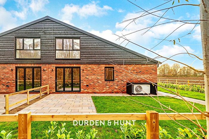 3 Bedroom End Of Terrace House For Sale In Carters Green, Matching, CM17