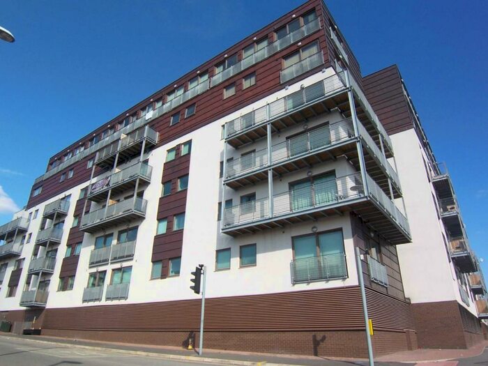 2 Bedroom Flat To Rent In Advent House, Isaac Way, New Islington, Manchester, M4