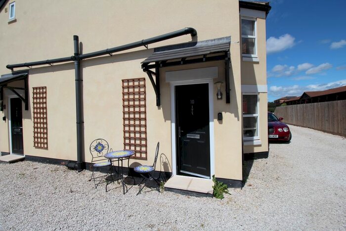 2 Bedroom Flat To Rent In Melton Road, West Bridgford, Nottingham, NG2