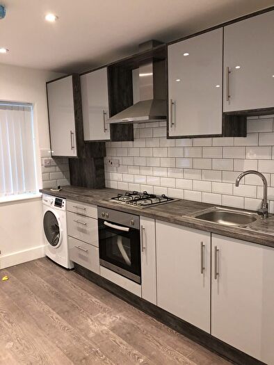 1 Bedroom Flat To Rent In Tottenham, London, N15