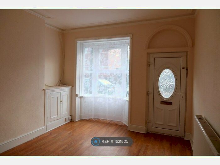 2 Bedroom Terraced House To Rent In Bloxwich Road, Walsall, WS2