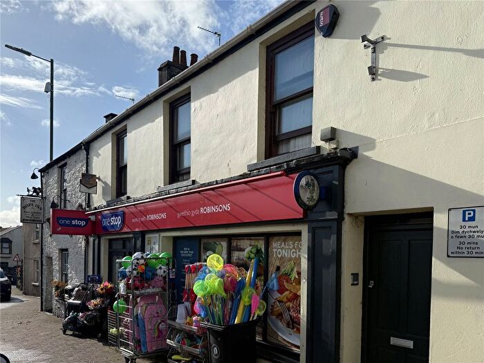 2 Bedroom Flat To Rent In Flat, Eastend Square, Pembroke, Pembrokeshire, SA71