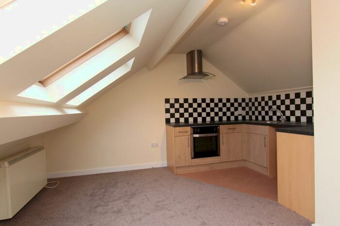 2 Bedroom Flat To Rent In Tamworth Road, Long Eaton, NG10