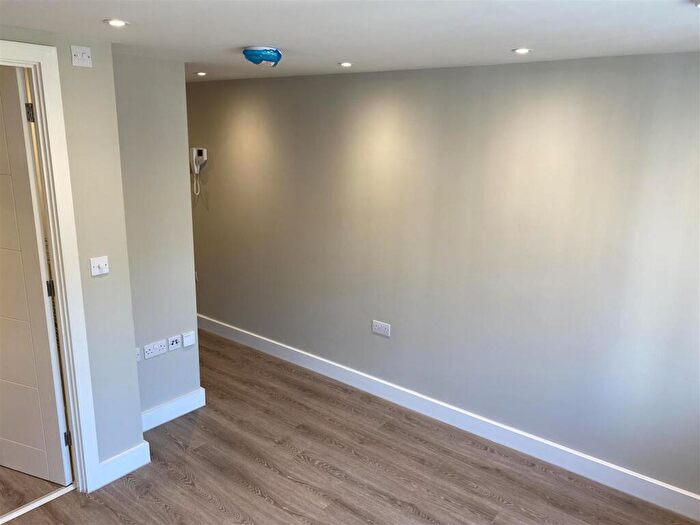 Studio To Rent In Flat, Essex House, Regent Street, Cambridge, CB2