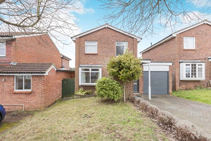 3 Bedroom Detached House To Rent In Stapleton Road Orpington, BR6