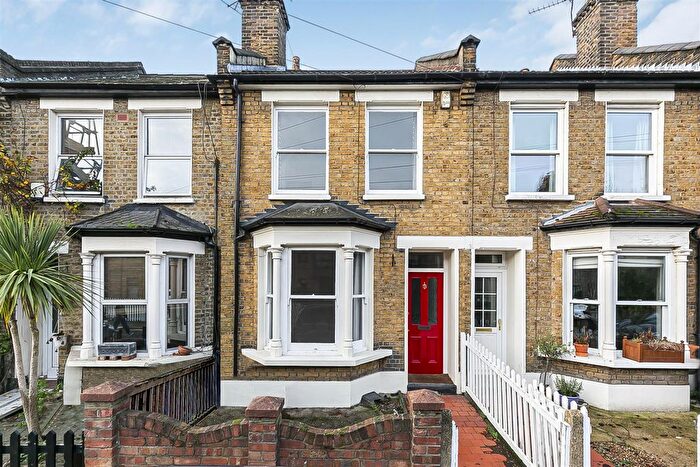 2 Bedroom Terraced House To Rent In Eden Road, Walthamstow, London, E17