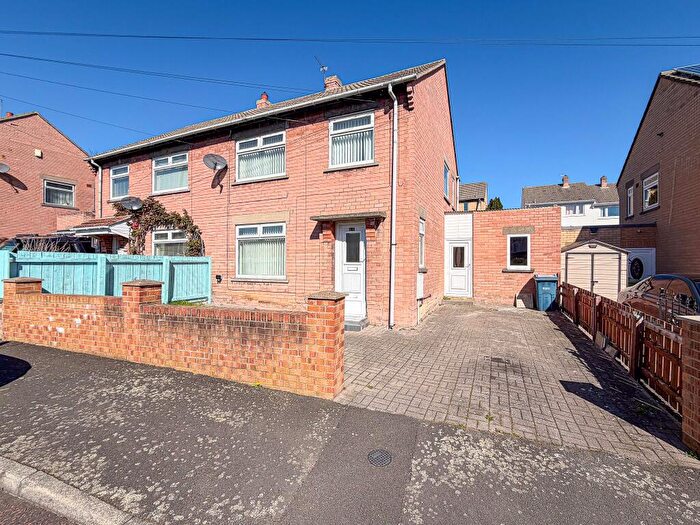 3 Bedroom Semi Detached House For Sale In Woodlands Road, Rowlands Gill, NE39