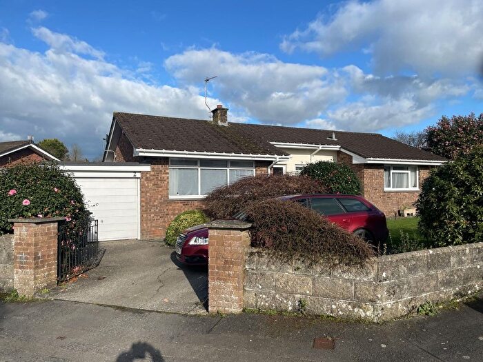 3 Bedroom Bungalow To Rent In Chichester Close, Barnstaple, EX32