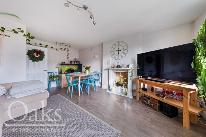 2 Bedroom Apartment To Rent In Chatsworth Road, Croydon, CR0