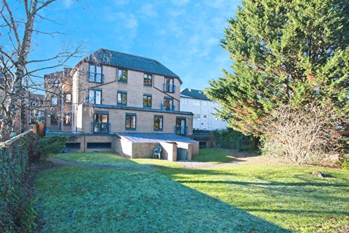 2 Bedroom Flat For Sale In Caernarvon Court, Conway Road, Cardiff, CF11