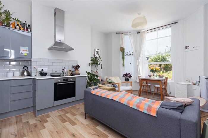 2 Bedroom Flat For Sale In London Road, St Leonards-On-Sea, TN37