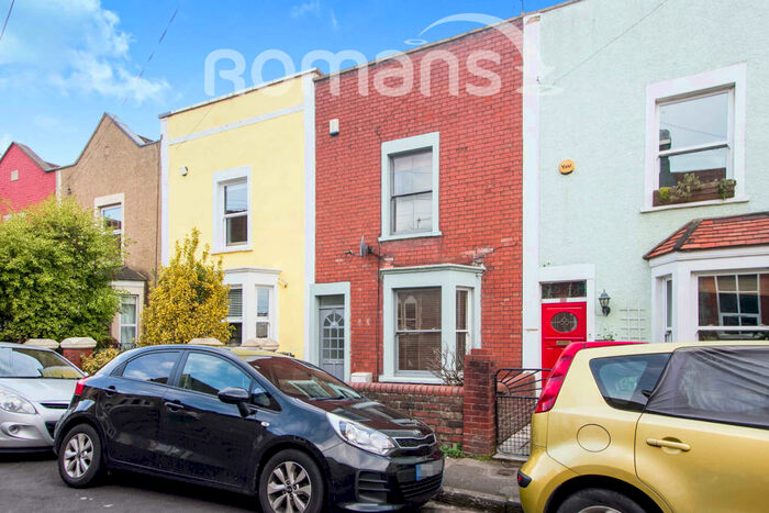 2 Bedroom Link Detached House To Rent In Arnos Street, Bristol, BS4