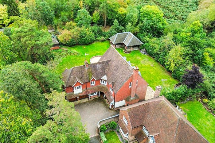 6 Bedroom Detached House For Sale In Carlton Gardens, Great Glen, Leicester, LE8