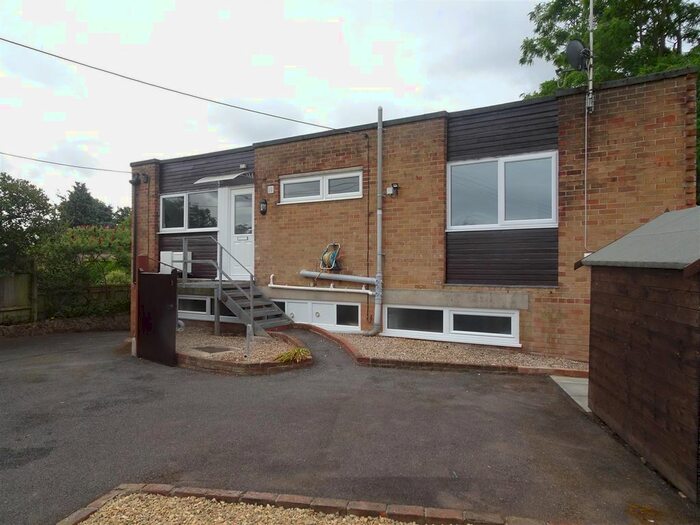 2 Bedroom Flat To Rent In Church Road, Trull, Taunton TA3