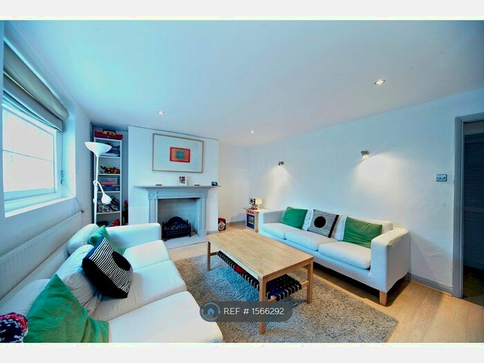 2 Bedroom Maisonette To Rent In Clapham Manor Street, London, SW4