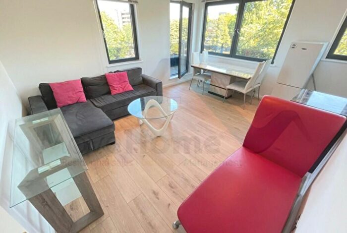2 Bedroom Flat To Rent In Pentonville Road, Kings Cross, WC1X