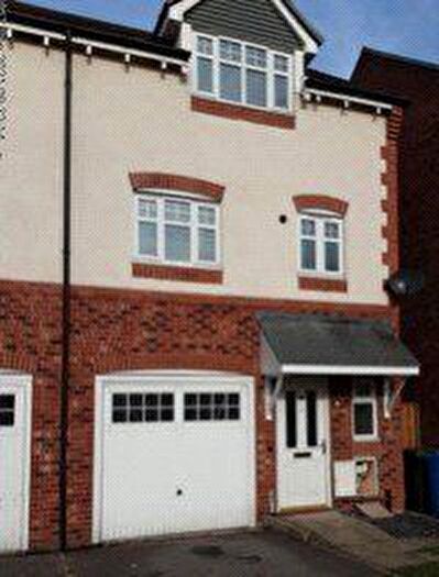 3 Bedroom Semi-Detached House To Rent In Bracken Way, Harworth, Doncaster, Nottinghamshire, DN11