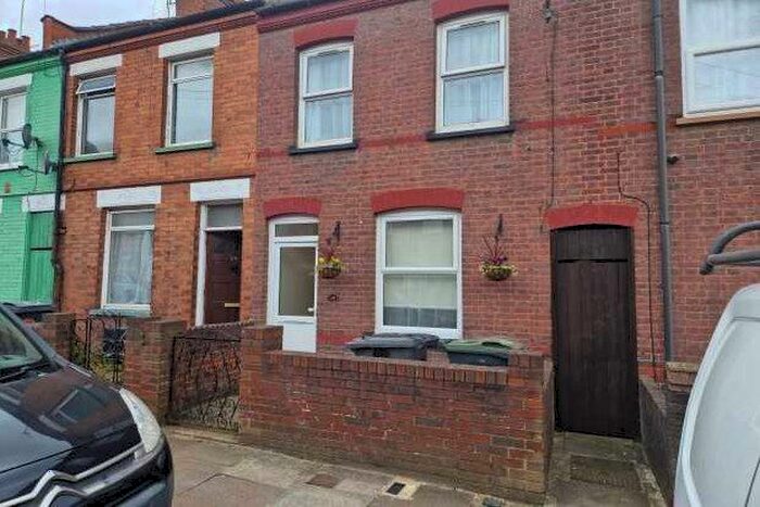 3 Bedroom Property To Rent In Butlin Road, Luton, LU1