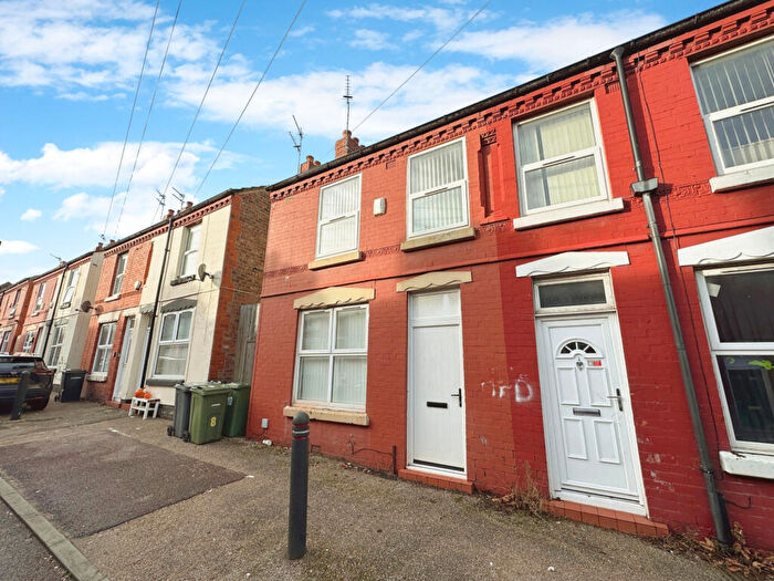 3 Bedroom Terraced House To Rent In Dundonald Street, Birkenhead, Merseyside, CH41