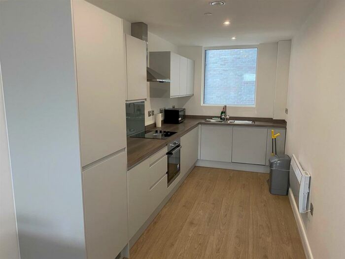 1 Bedroom Flat To Rent In North Central, Dyche Street, Millennium Quarter, M4