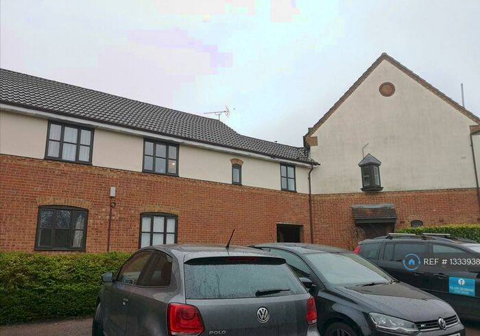 2 Bedroom Maisonette To Rent In Grace Avenue, Oldbrook, Milton Keynes, MK6