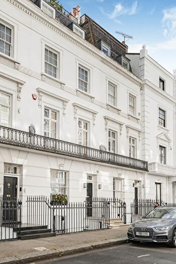 4 Bedroom Terraced House For Sale In Ovington Gardens, London, SW3
