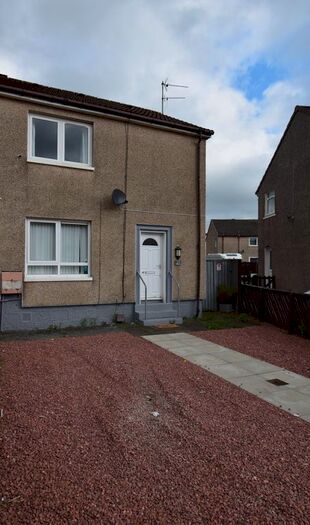 2 Bedroom End Of Terrace House To Rent In Auchenhove Crescent, Kilbirnie, KA25