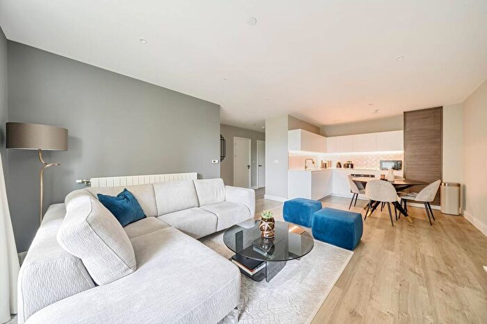 1 Bedroom Flat For Sale In Anderson Road, Kidbrooke, London, SE3