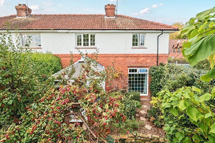 3 Bedroom Semi-detached House For Sale In Crondall Lane, Farnham, GU9