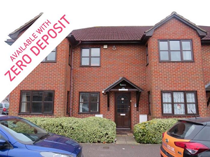 2 Bedroom Flat To Rent In Grove Road, Southampton, SO15
